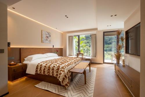 Floral Lux Hotel Ningbo Yunge House