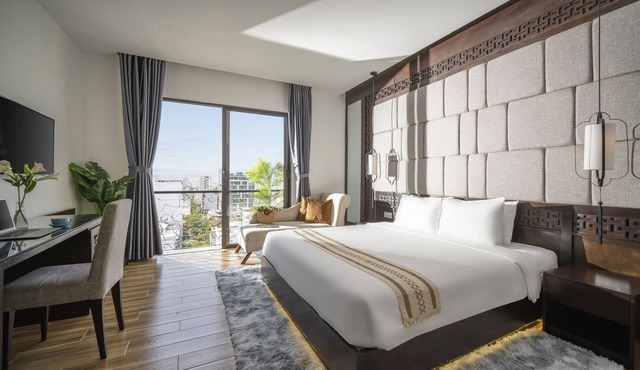 Flower Hotel