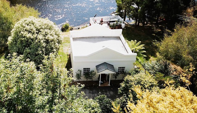 Forth River Cottage - Luxury Bed and Breakfast by the River