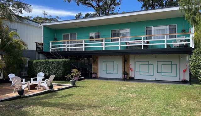 Four Pillars Lake Conjola - a beautiful cozy retreat for your next getaway