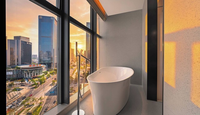 Four Points By Sheraton Guangzhou Changlong Wanbo Business District