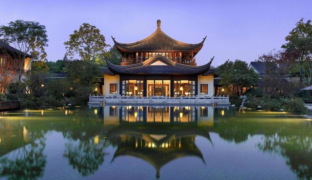 Four Seasons Hotel Hangzhou at West Lake