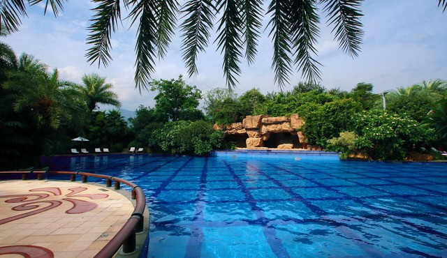 Fuzhou Jeurong Hotel