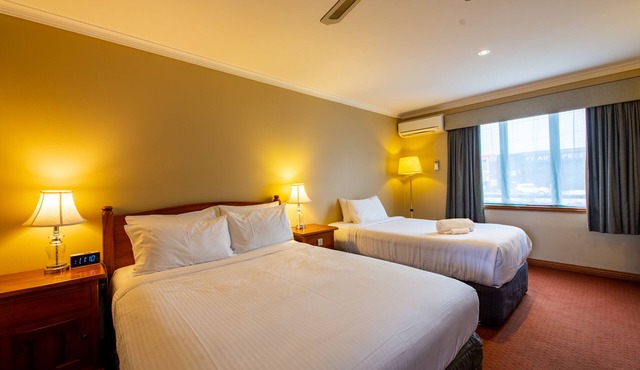Gateway on Monash Boutique Hotel
