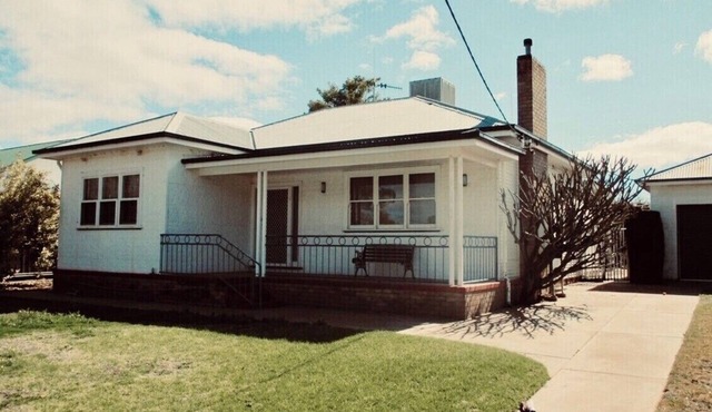 Gem on Jamieson