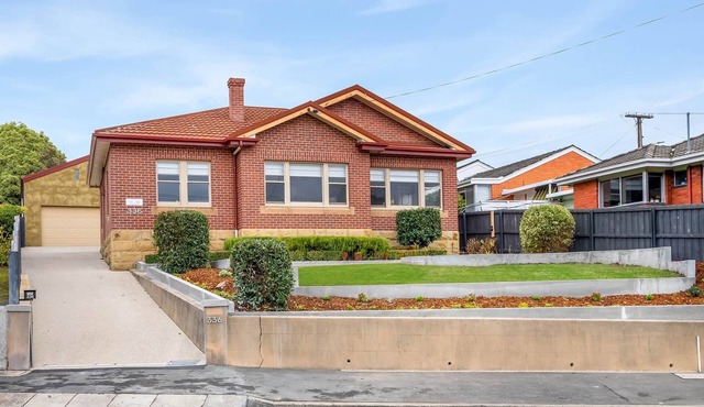 Gorgeous Hobart Accommodation - Park on Park, New Town