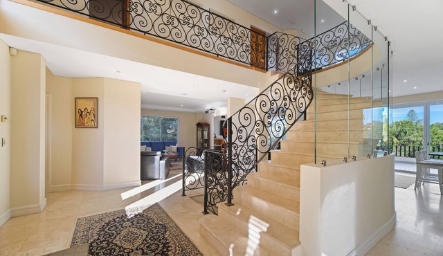 Grand Apartment by the Harbor on Sydney's Northern Beaches
