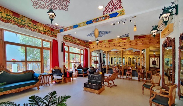 Grand Himalaya