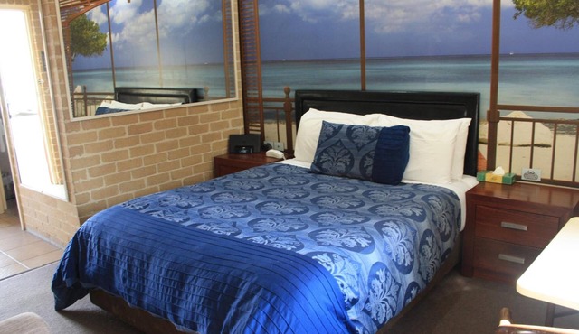 Grand Manor Motor Inn - Queanbeyan