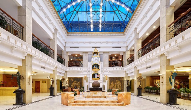 Grand Regency Hotel