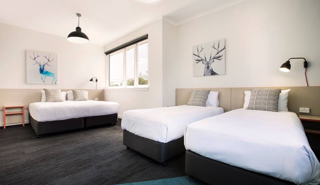 Greenacre Hotel