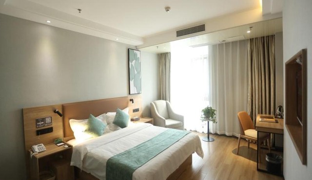 GreenTree Inn Anqing East Yingbin Road High-Speed Railway Station