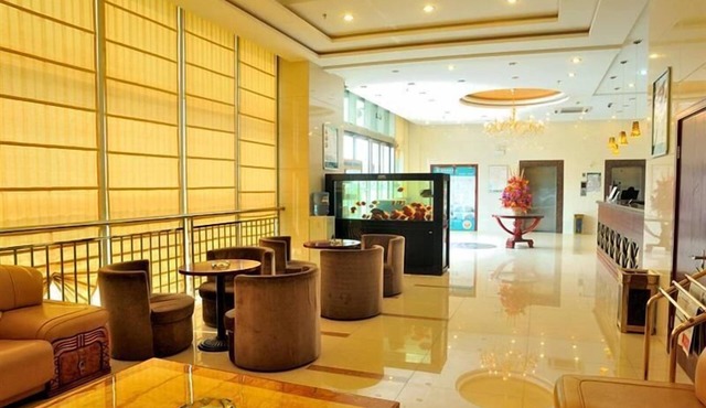 GreenTree Inn Changzhou Dinosaur City Qingyang North Road Business Hotel