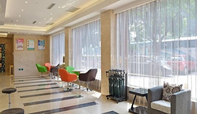 GreenTree Inn Changzhou Dinosaur Park Global Harbor Express Hotel