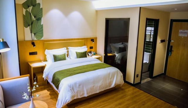 GreenTree Inn Fuyang Century Fortune Plaza Business Hotel