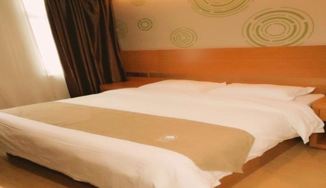 GreenTree Inn Fuyang Technician College Business Hotel