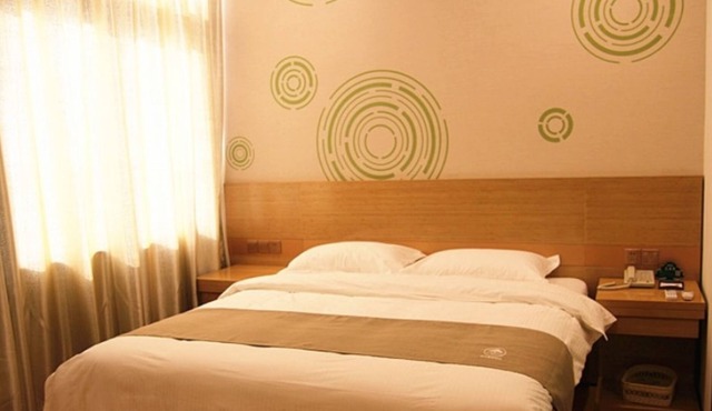 GreenTree Inn Jinan Gaoxin District South Gongye Road Middle Aoti Road Express Hotel