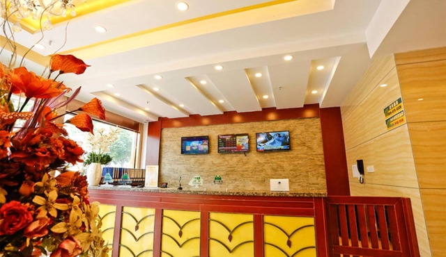 GreenTree Inn LaiBin DaQiao Road YeJin Road Express Hotel