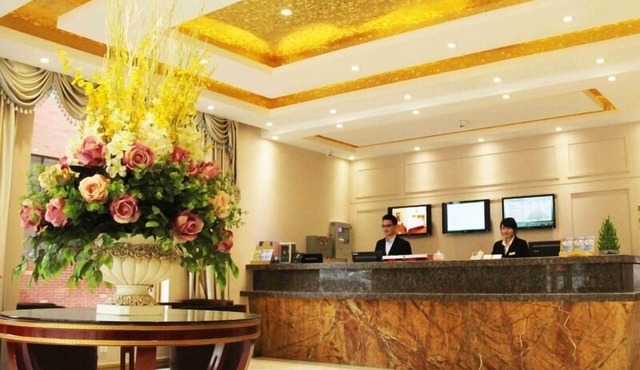 GreenTree Inn Qingdao Development District SDUST Express Hotel