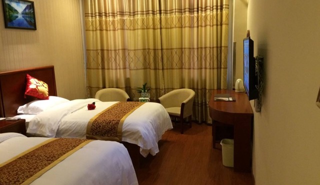 GreenTree Inn Suqian YiWu Business Center FuKang Avenue Express Hotel