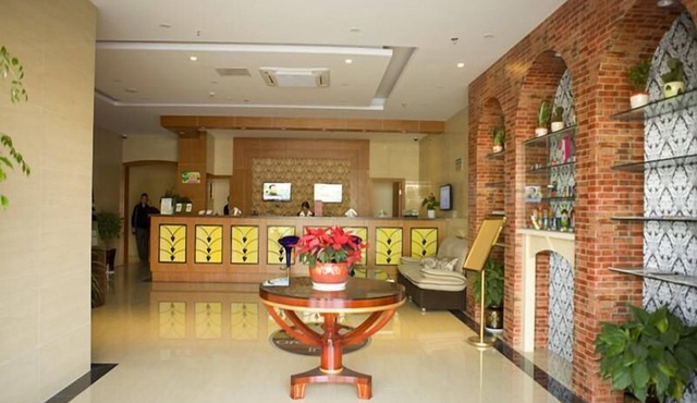 GreenTree Inn Suzhou Taiping Town High-speed North Station Express Hotel