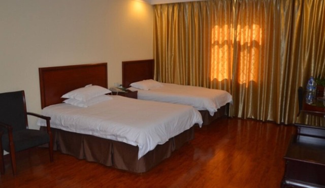 GreenTree Inn WeiFang QingZhou Middle HaiDai Road Electric Power Shell Hotel