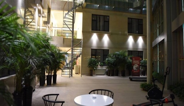 GreenTree Inn Xingtairen People St Business Hotel
