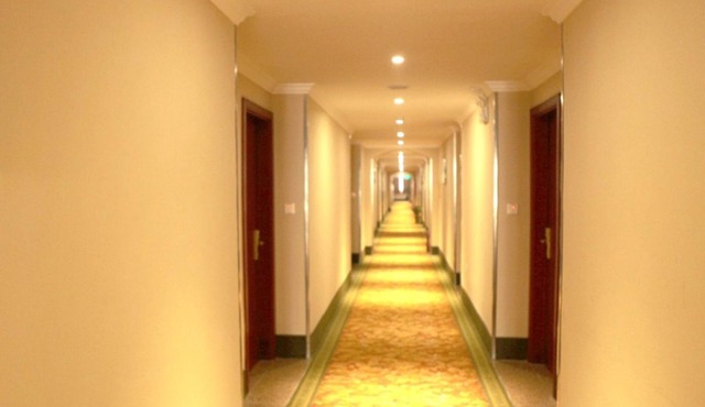 GreenTree Inn Zhenjiang Gaotie Wanda Square Express Hotel