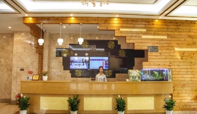 GreenTree Inn Zhuhai Light Rail Pearl Station Express Hotel