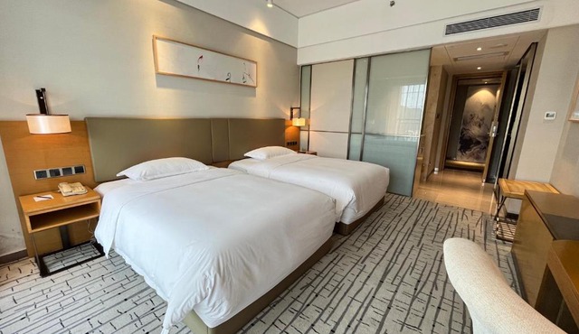 Guangzhou Nanhong Ausotel Hotel