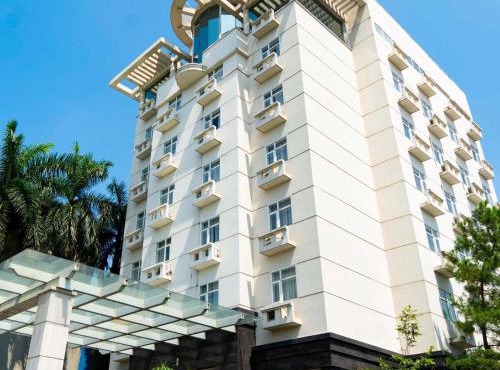 Hòa Nam Hotel