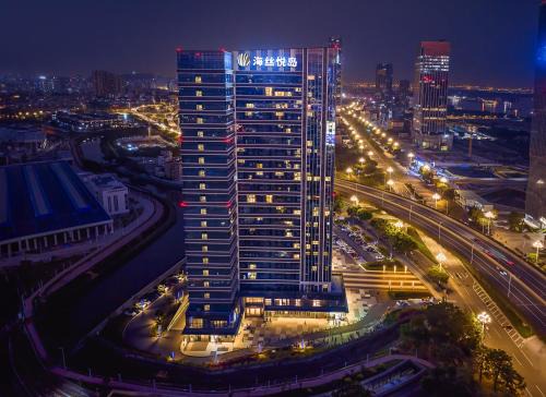 Haisiyue Island Hotel Apartment (Guangzhou Financial City Sanxi Subway Station Store)