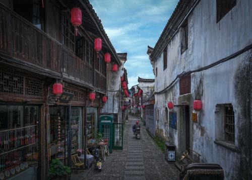 Hangzhou Tonglu Baobao Hotel