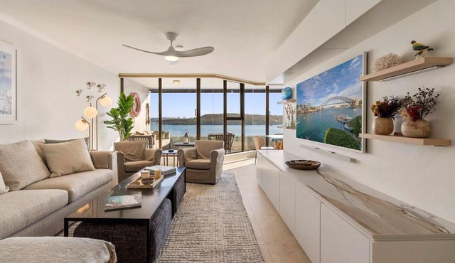 Harbourside apartment with Breathtaking Views