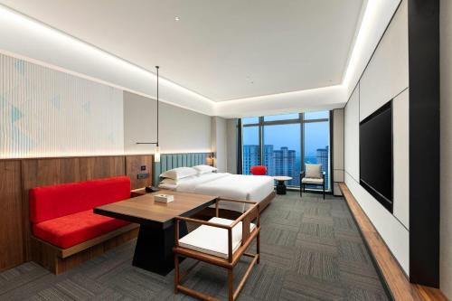 Hawthorn by Wyndham Yueyang Railway East Station