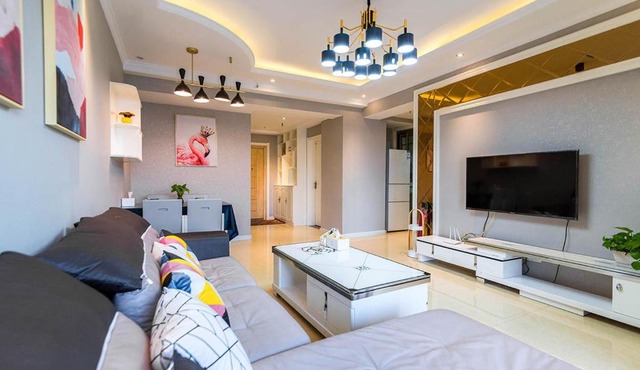 Henan Luoyang·Dingding Gate Ruins Museum· Locals Apartment 00153860