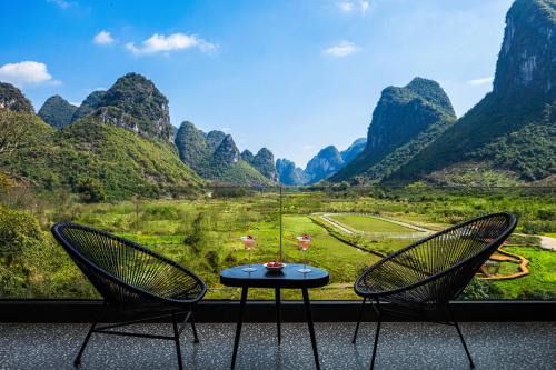 Hidden Valley Hotel- New Hotel,A Hidden Gem,Serene Sanctuary,Exclusive Location,Swimming Pool & Cycling Route,Attraction Tickets Serivce in advance,Affordable Luxury,Best Karst Mount View in Yangshuo