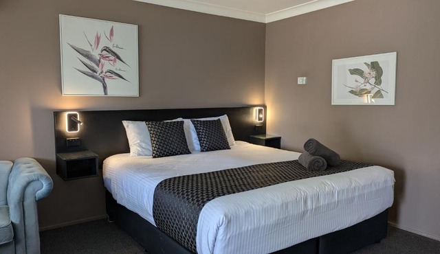 Highlands Motor Inn
