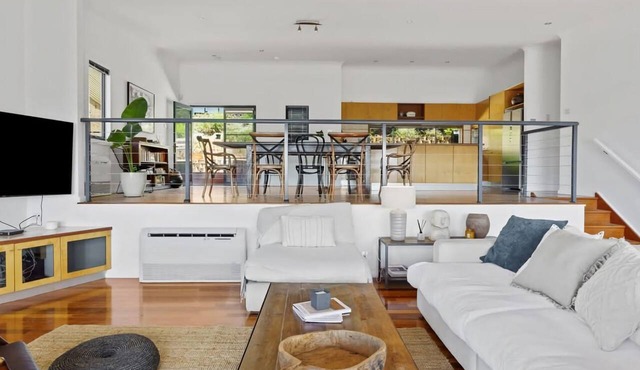 Hilltop Hideaway Merewether Family Escape