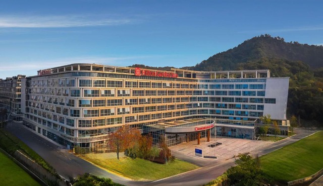 Hilton Garden Inn Huzhou High-Speed Railway Station