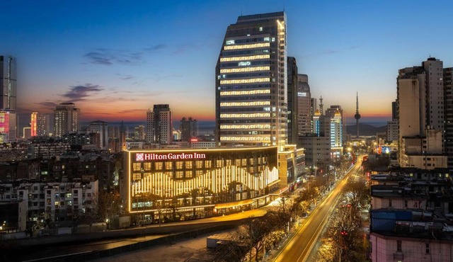 Hilton Garden Inn Xuzhou Pengcheng Square