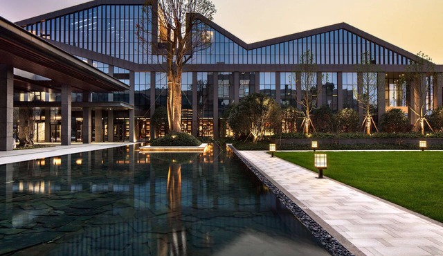 Hilton Ningbo Dongqian Lake
