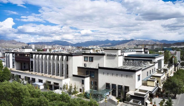 Hilton Shigatse
