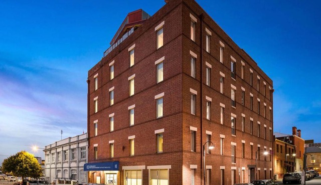 Hobart Waterfront Apartments