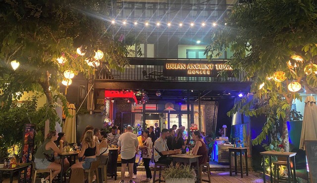 Hoi An Hostel & Bar
