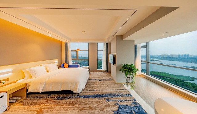 Holiday Inn Express Linyi Riverside by IHG