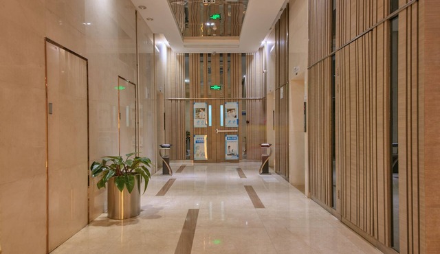 Holiday Inn Express Luoyang City Center by IHG
