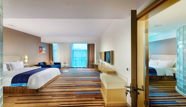 Holiday Inn Express Nantong Downtown by IHG