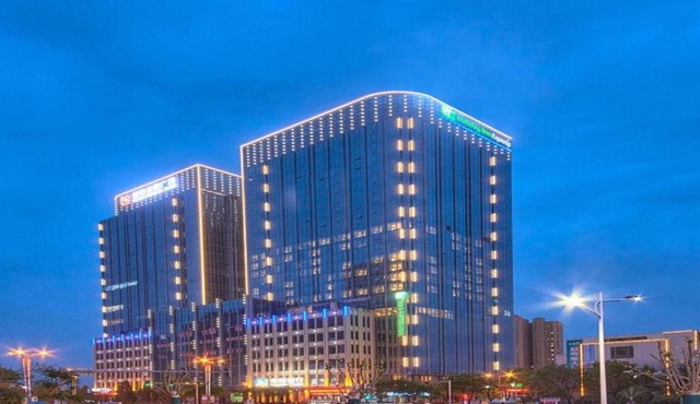 Holiday Inn Express Panjin Downtown by IHG