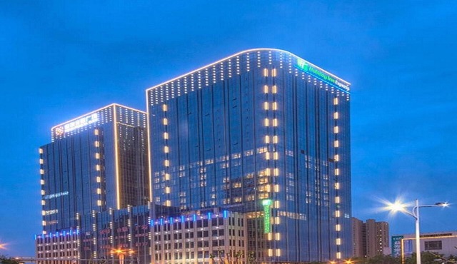 Holiday Inn Express Panjin Downtown by IHG